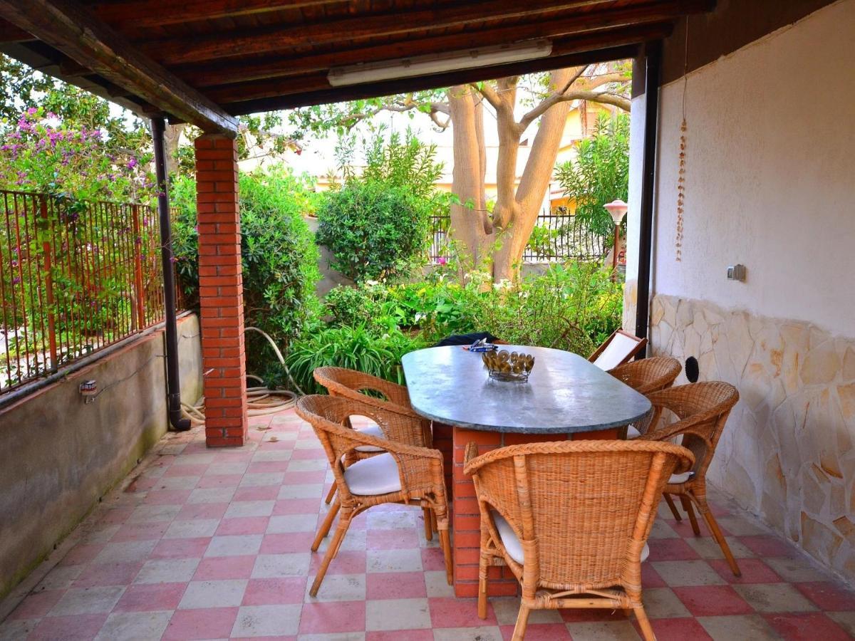Villa Casa unifamiliar con jard n privado Agnone Bagni Exterior foto